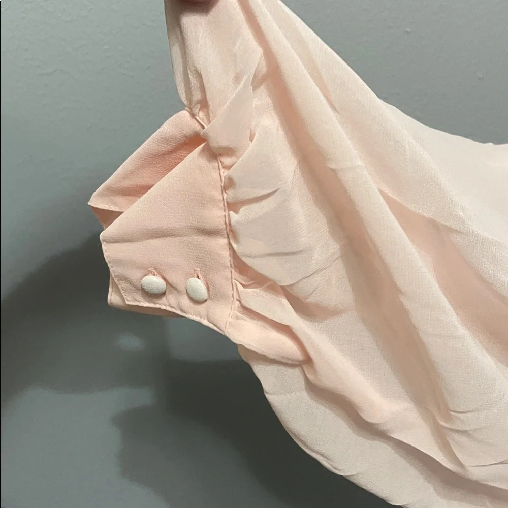 Elegant Blush Pink Women's Top - Picture 4 of 8